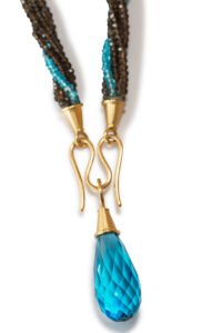 Anhänger mit Edelstein